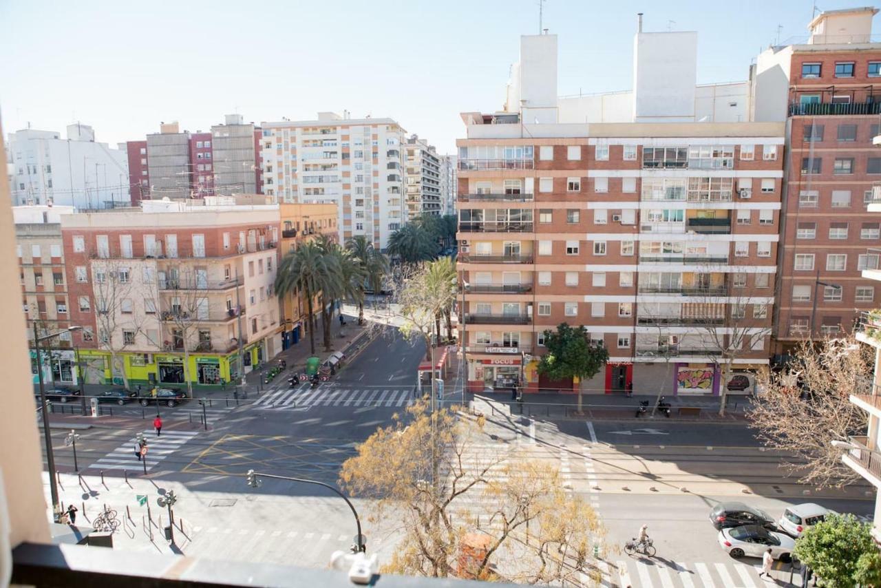 Luminoso Piso + Balcon En Valencia Apartment Ngoại thất bức ảnh