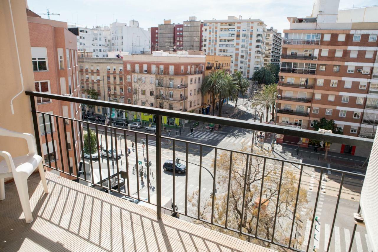 Luminoso Piso + Balcon En Valencia Apartment Ngoại thất bức ảnh